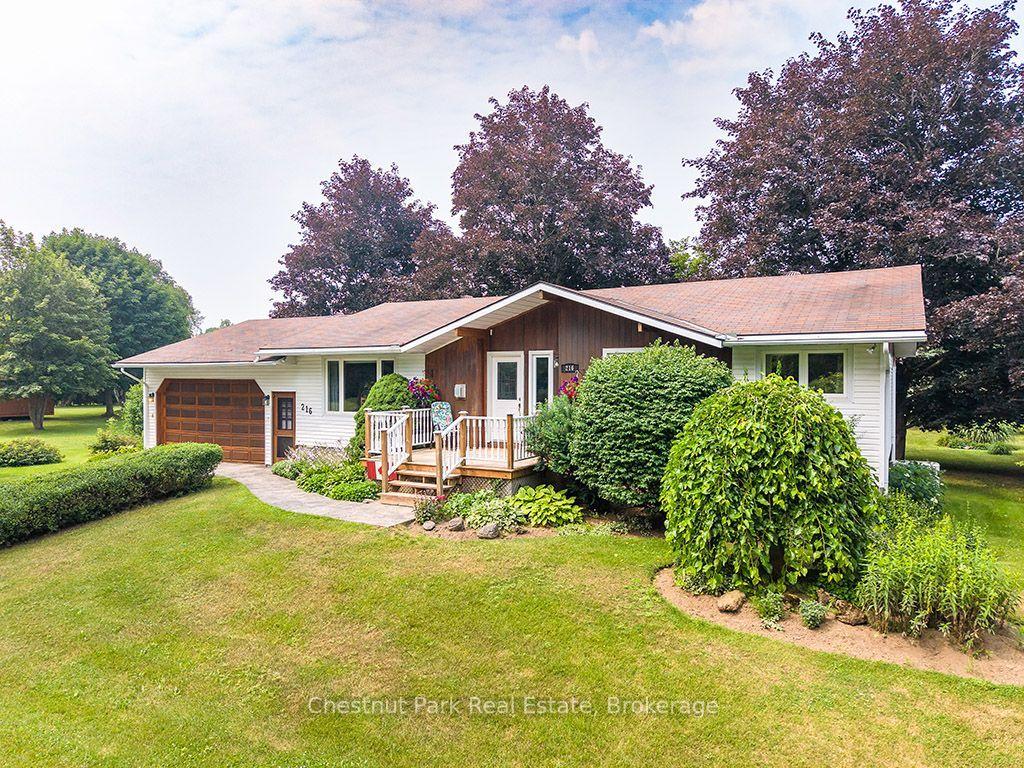 216 Margaret Street N, Blue Mountains — Detached for sale, photo 1