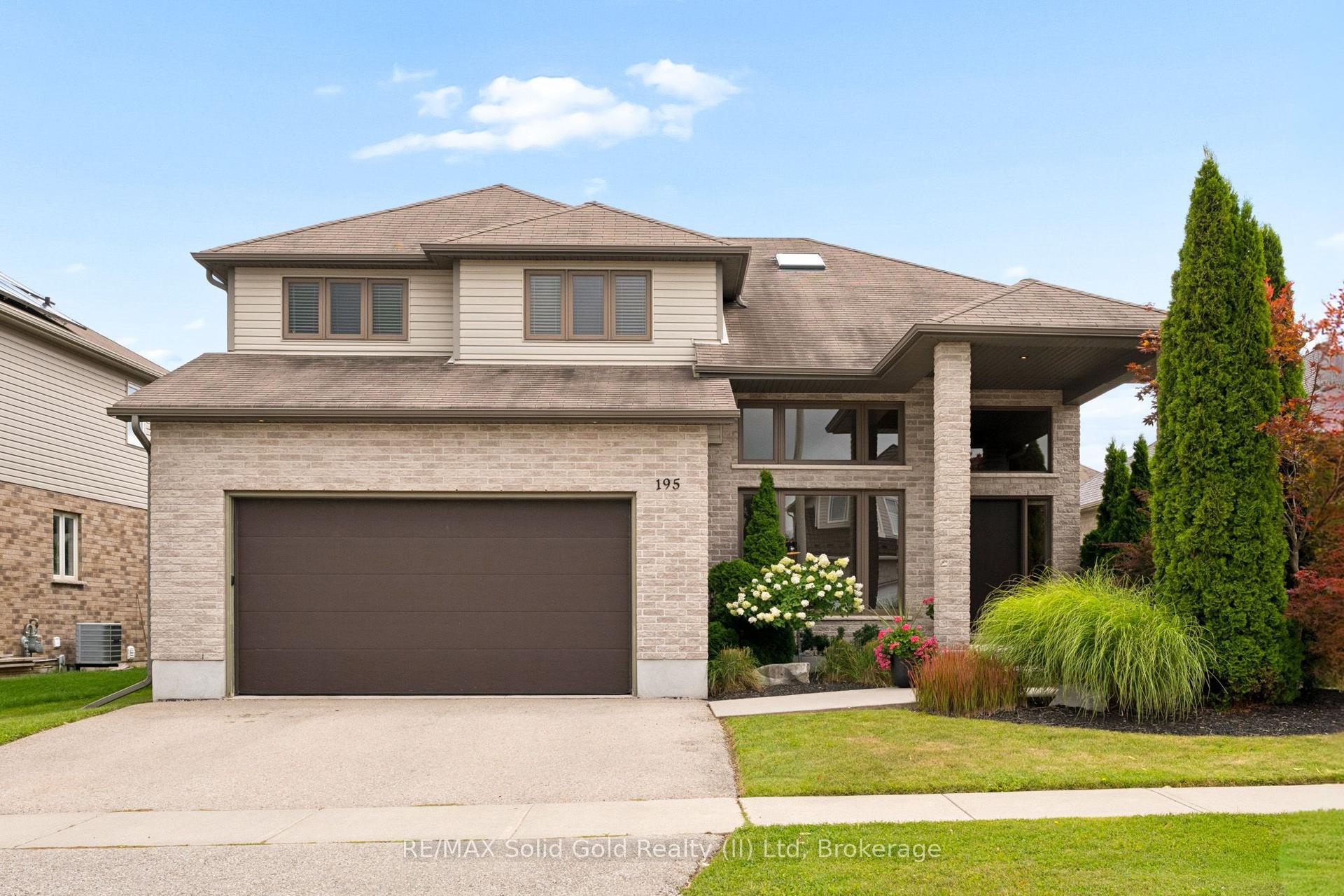 195 Townsend Drive, Woolwich — Detached for sale, photo 1