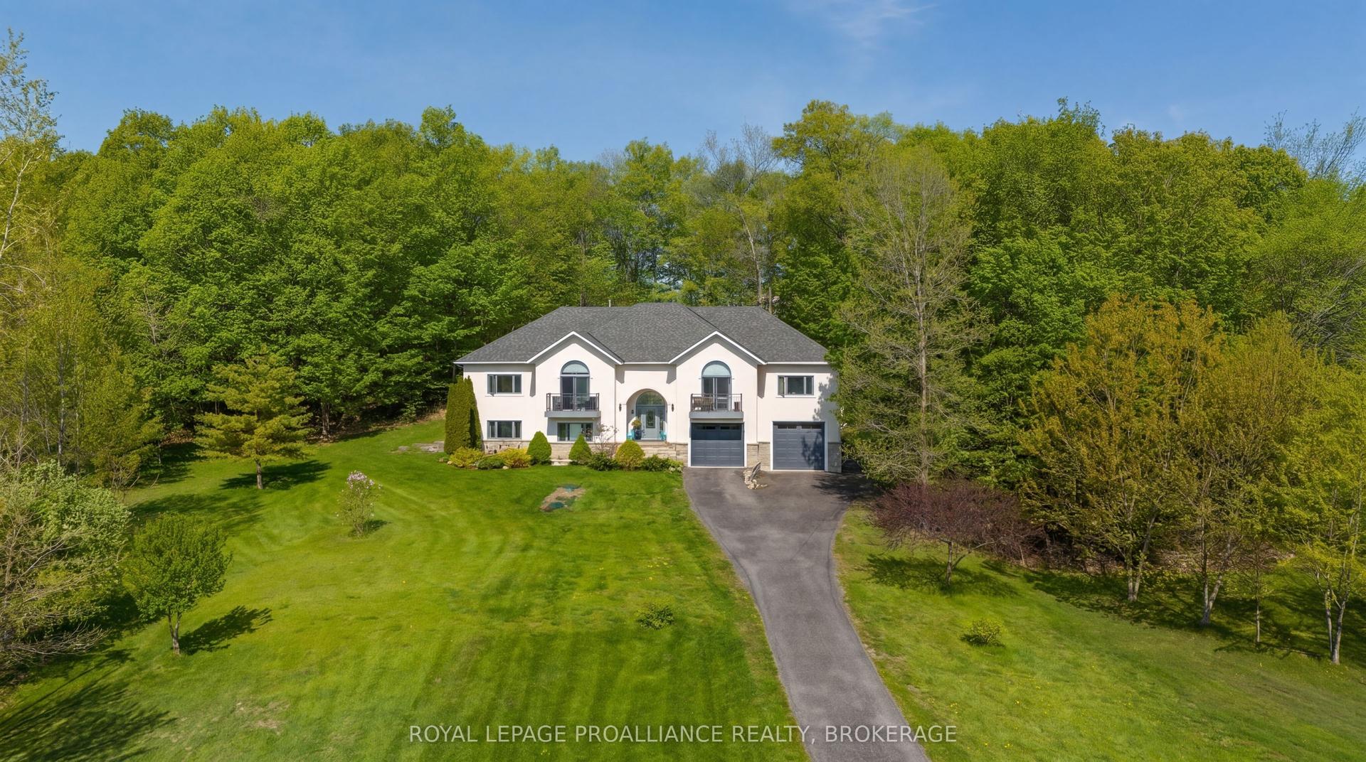 27 Collins Drive — photo 1