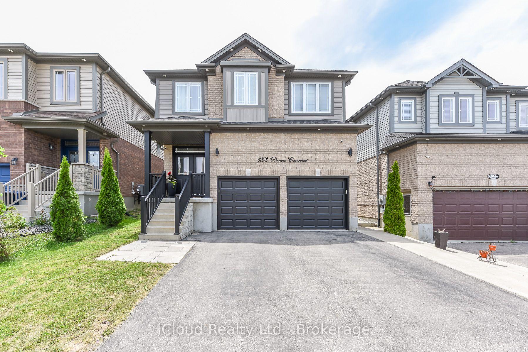 132 Drone Crescent — photo 1