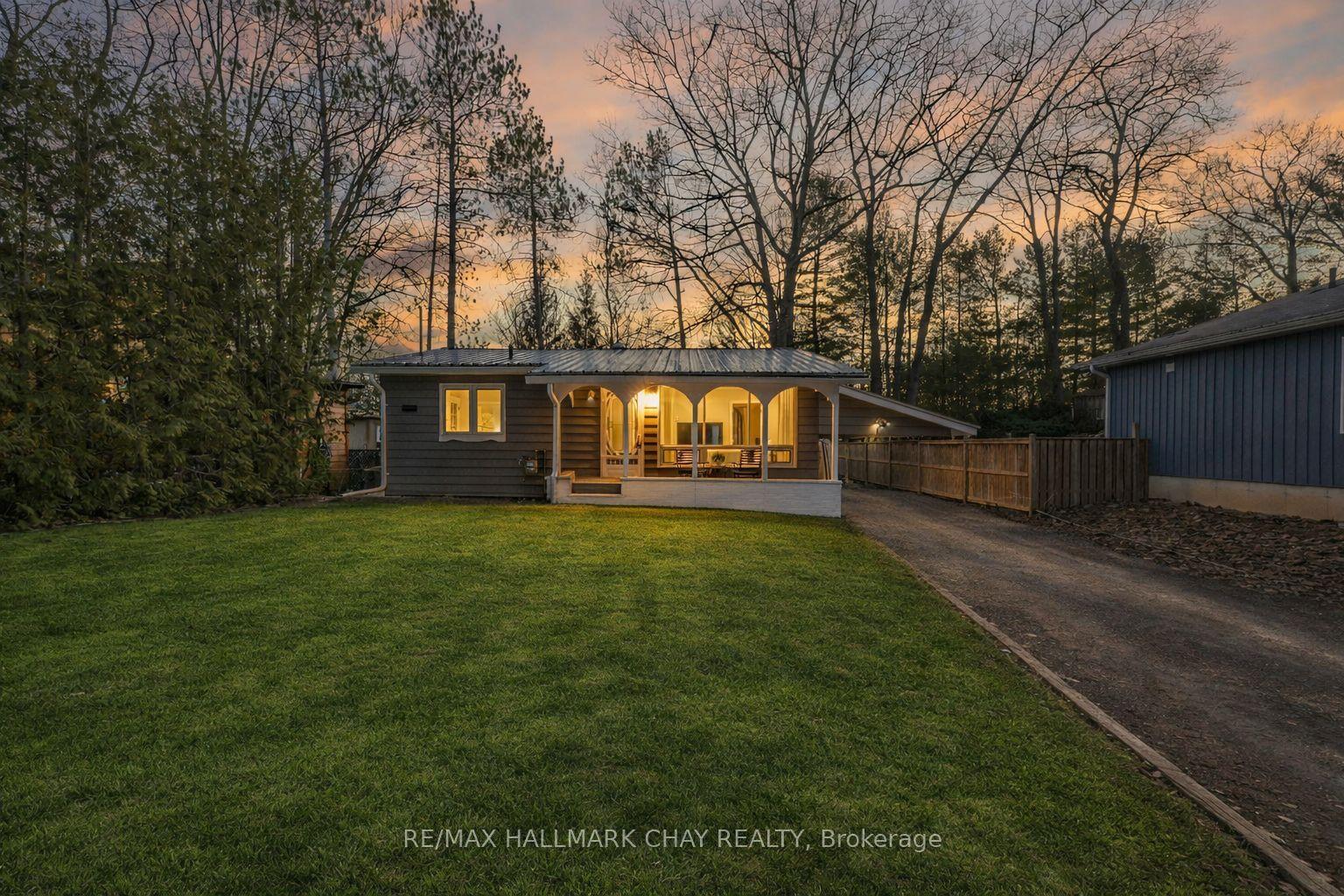 102 Melrose Avenue — photo 1