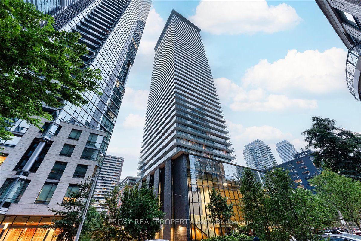 33 Charles Street E 3509 #3509, Toronto — Condo for lease, photo 1