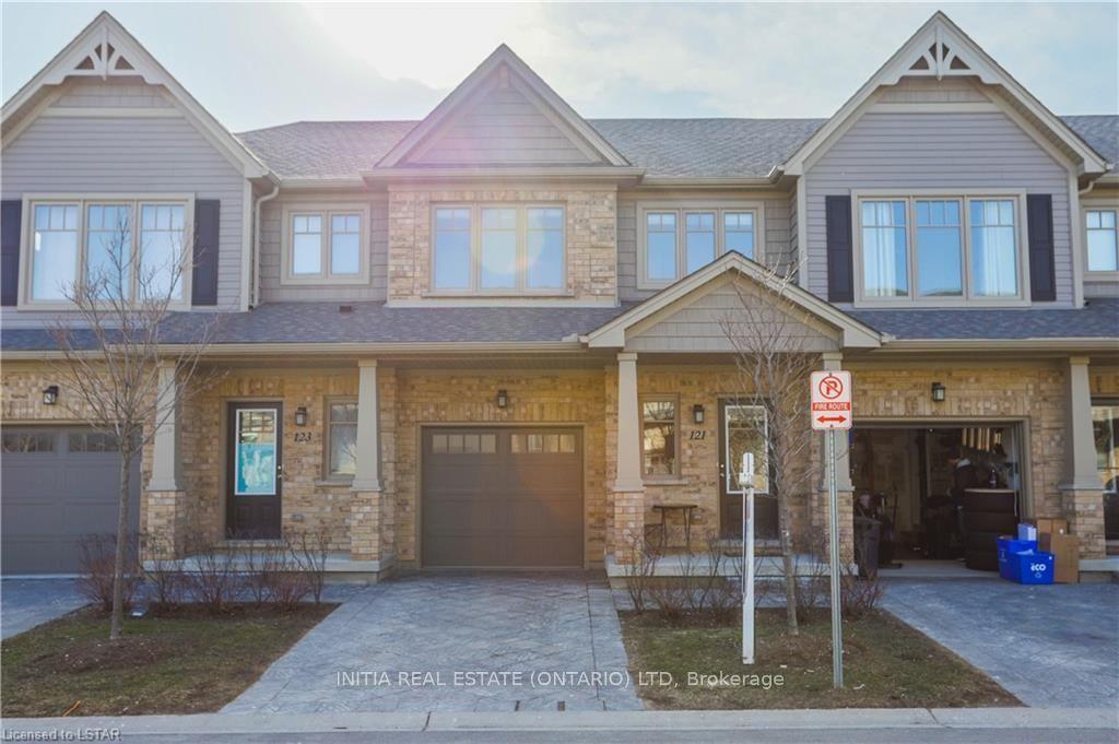 1924 Cedarhollow Boulevard 121 #121, London North — Condo Town for lease, photo 1