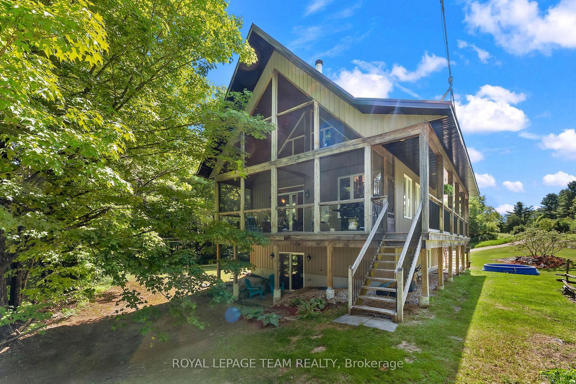 1622 Conc. 4B Lanark N/A — photo 1