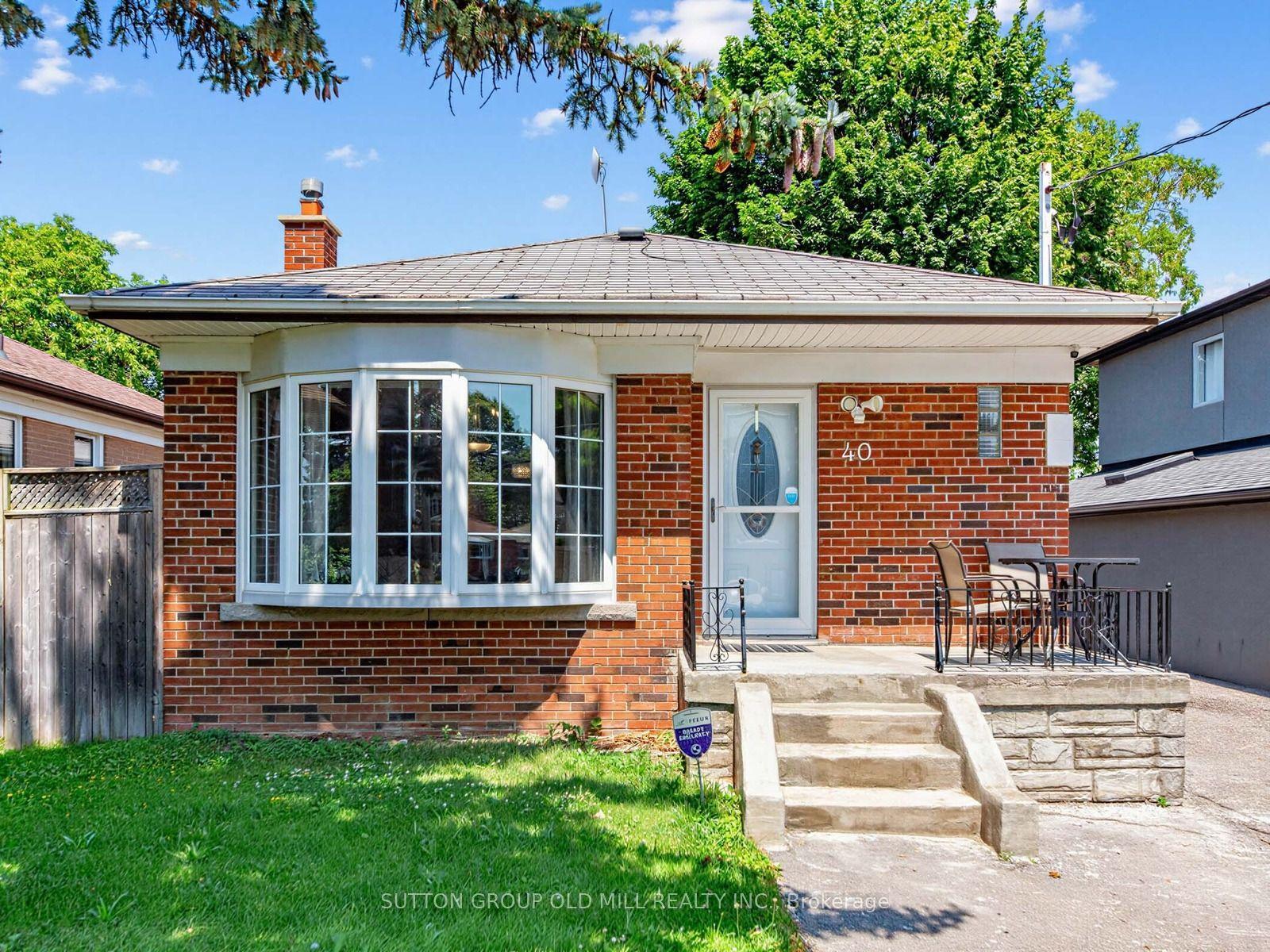 40 Tansley Avenue, Toronto — Detached for sale, photo 1