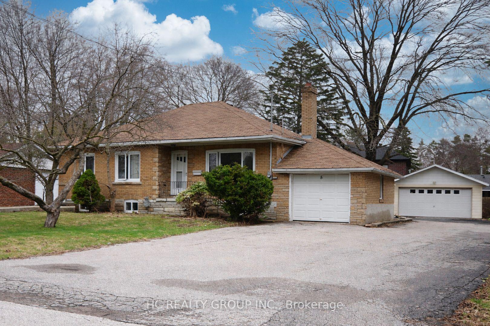 5 Grandview Boulevard — photo 1