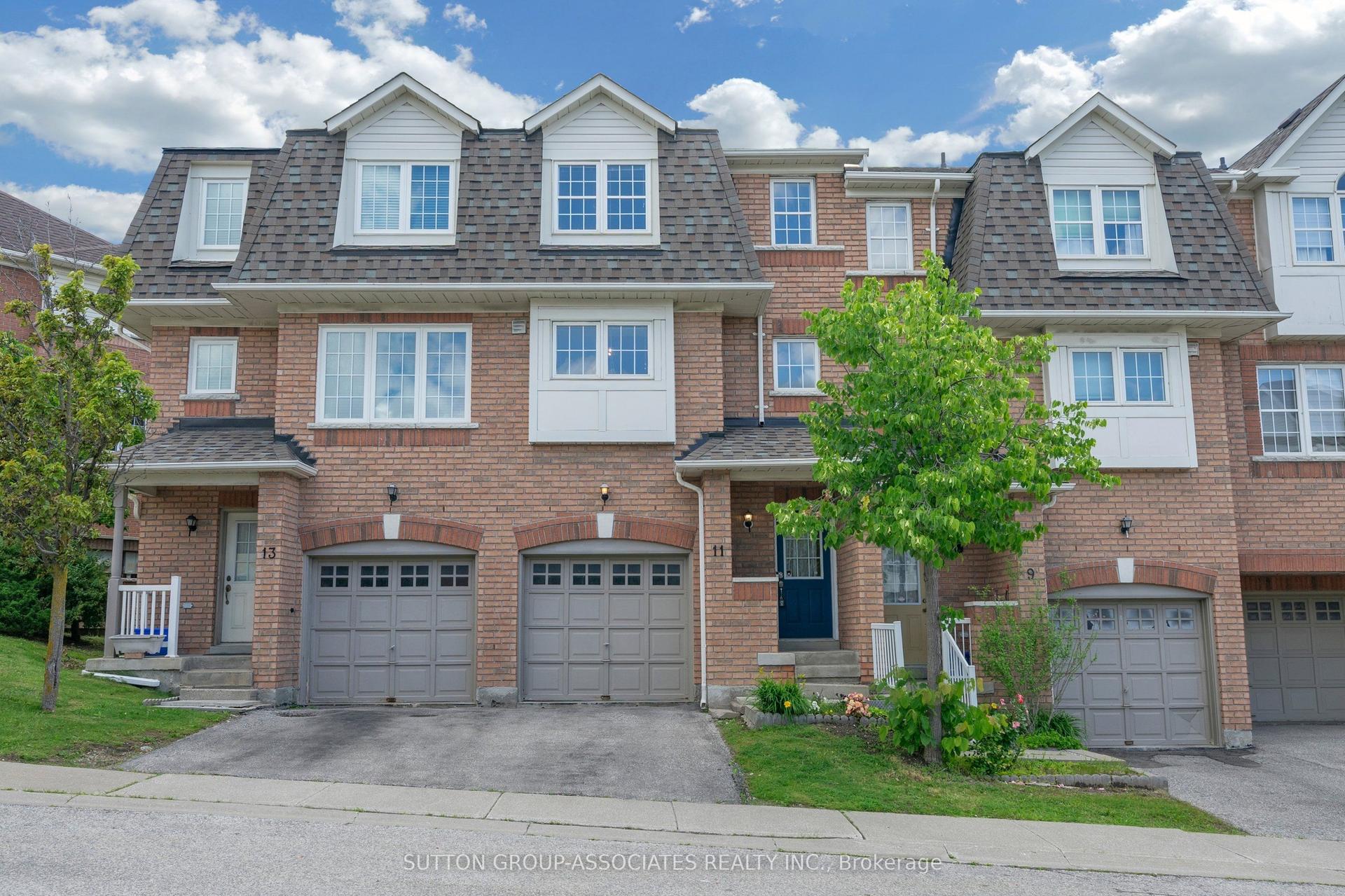 11 Nakina Way — photo 1