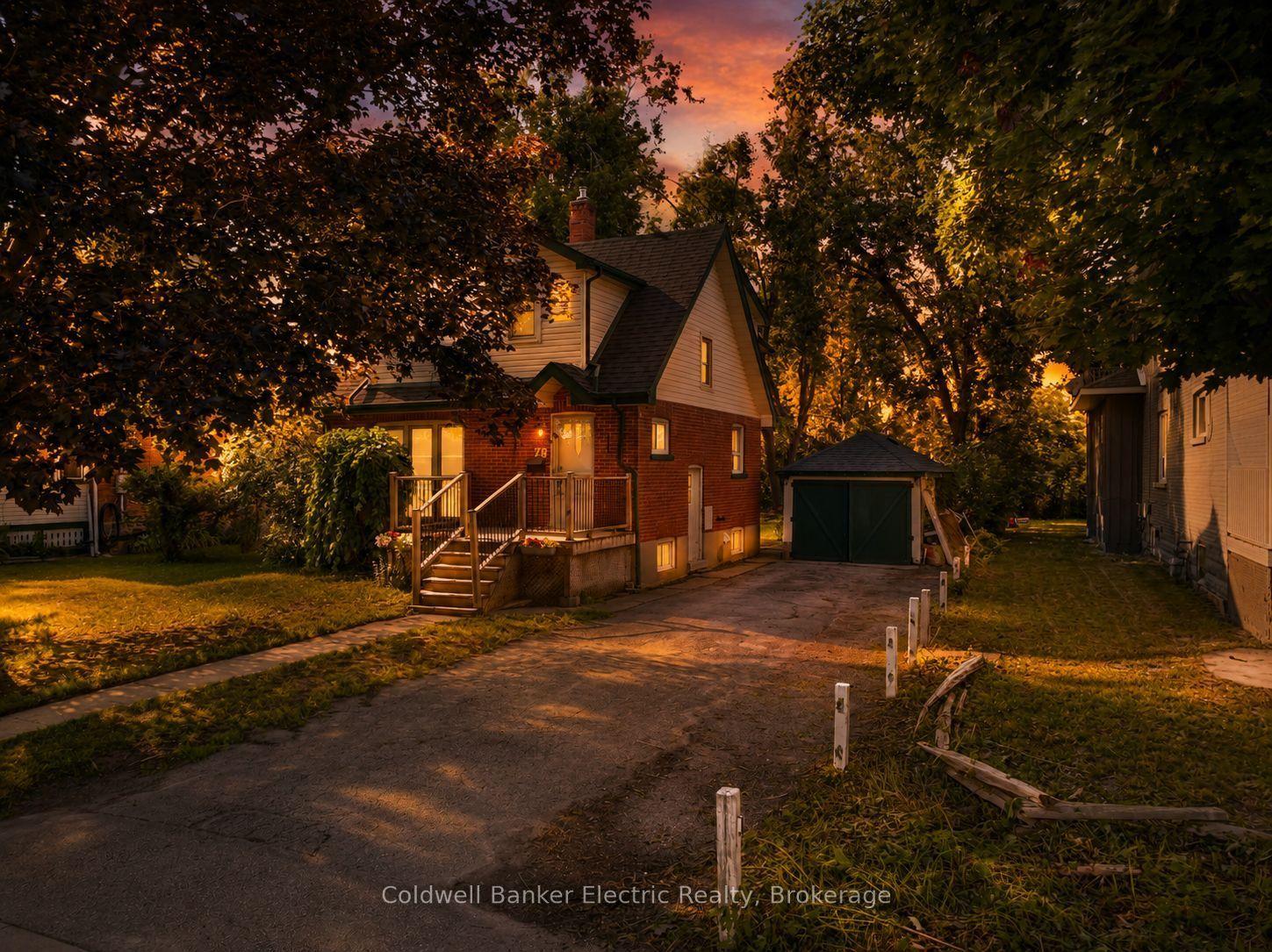 78 Melbourne Street W, Kawartha Lakes — Detached for sale, photo 1