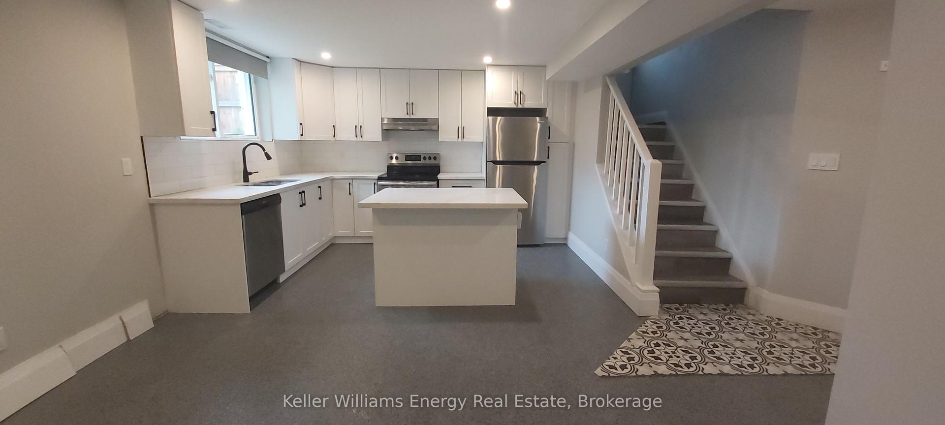 634 Wilson Road N Lower #Lower — photo 1