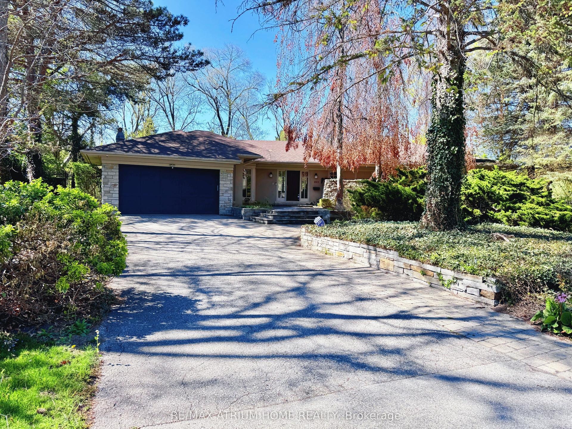 223 Trelawn Avenue, Oakville — Detached for sale, photo 1
