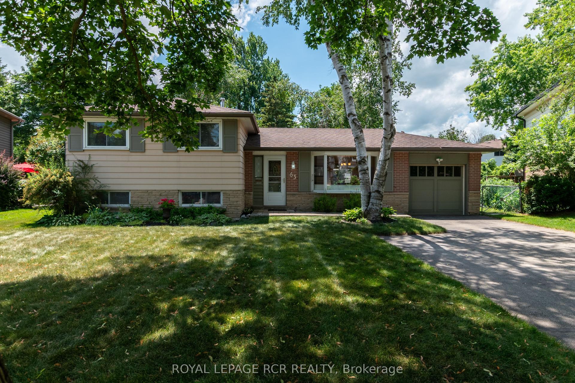 63 Maple Crescent, Orangeville — Detached for sale, photo 1