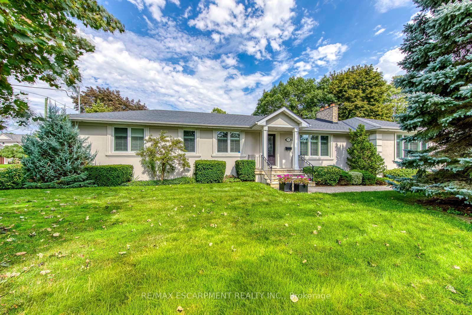 281 Pinehurst Drive, Oakville — Detached for lease, photo 1
