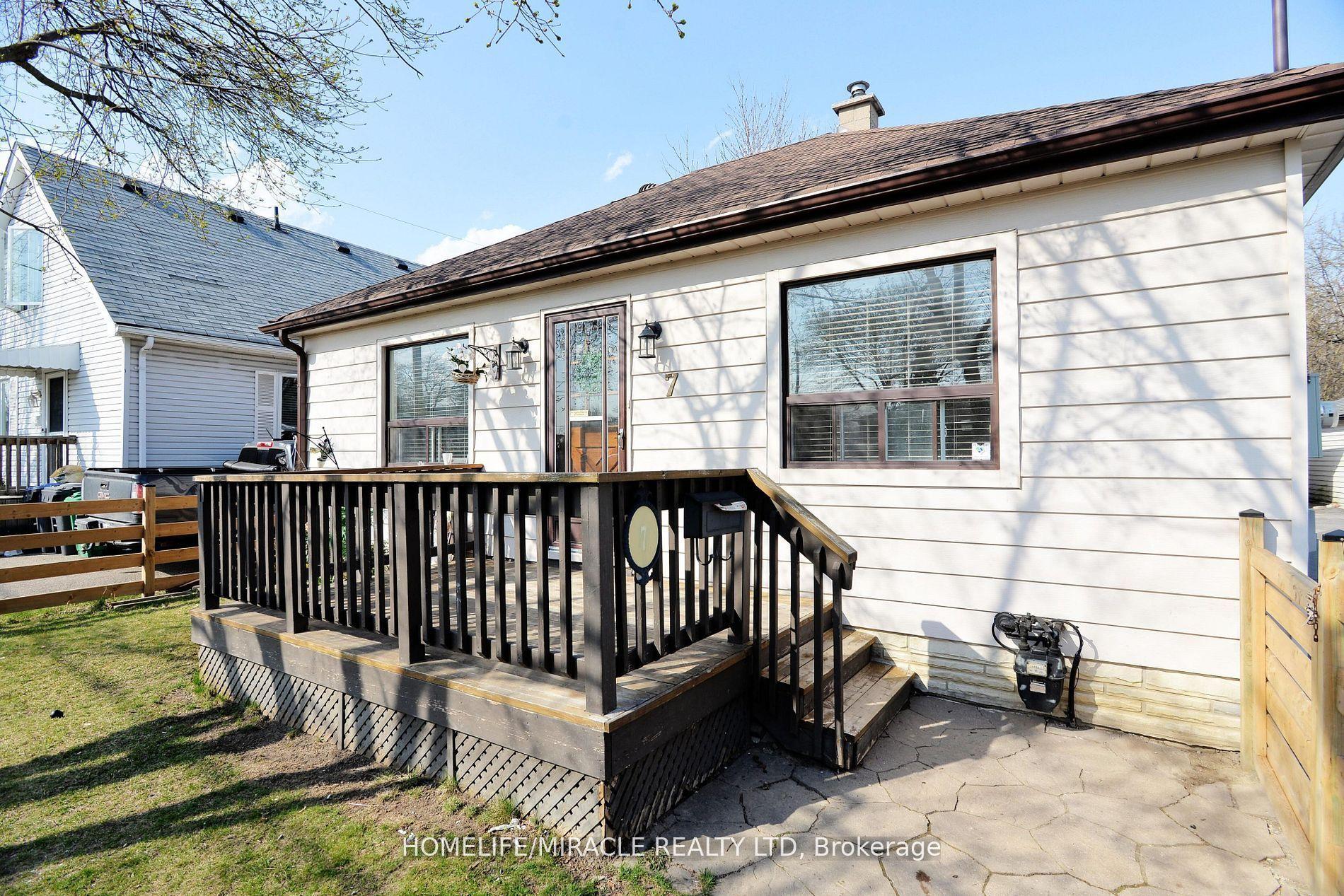 7 Sophia Street — photo 1