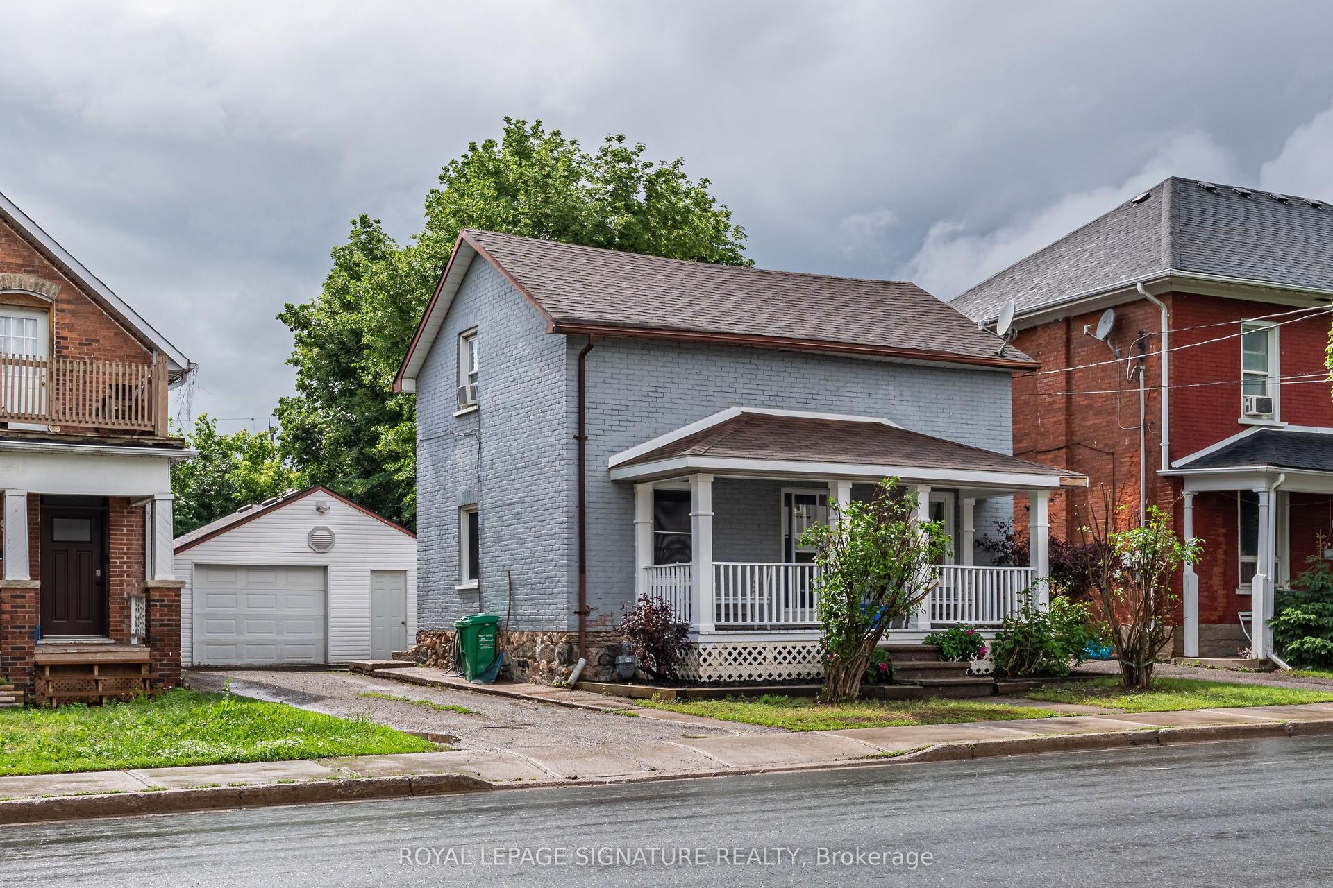 195 Rubidge Street, Peterborough — Detached for sale, photo 1