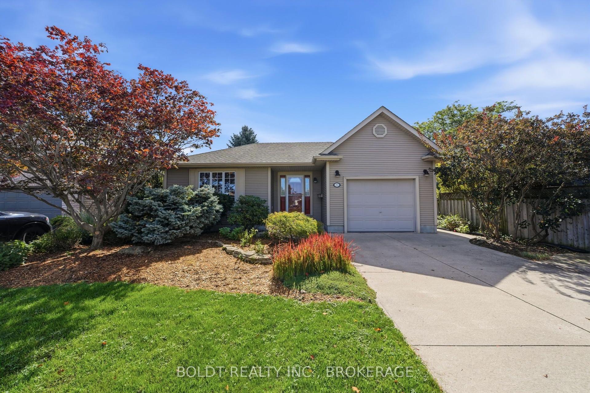 255 SULLIVAN Avenue, Thorold — Detached for sale, photo 1