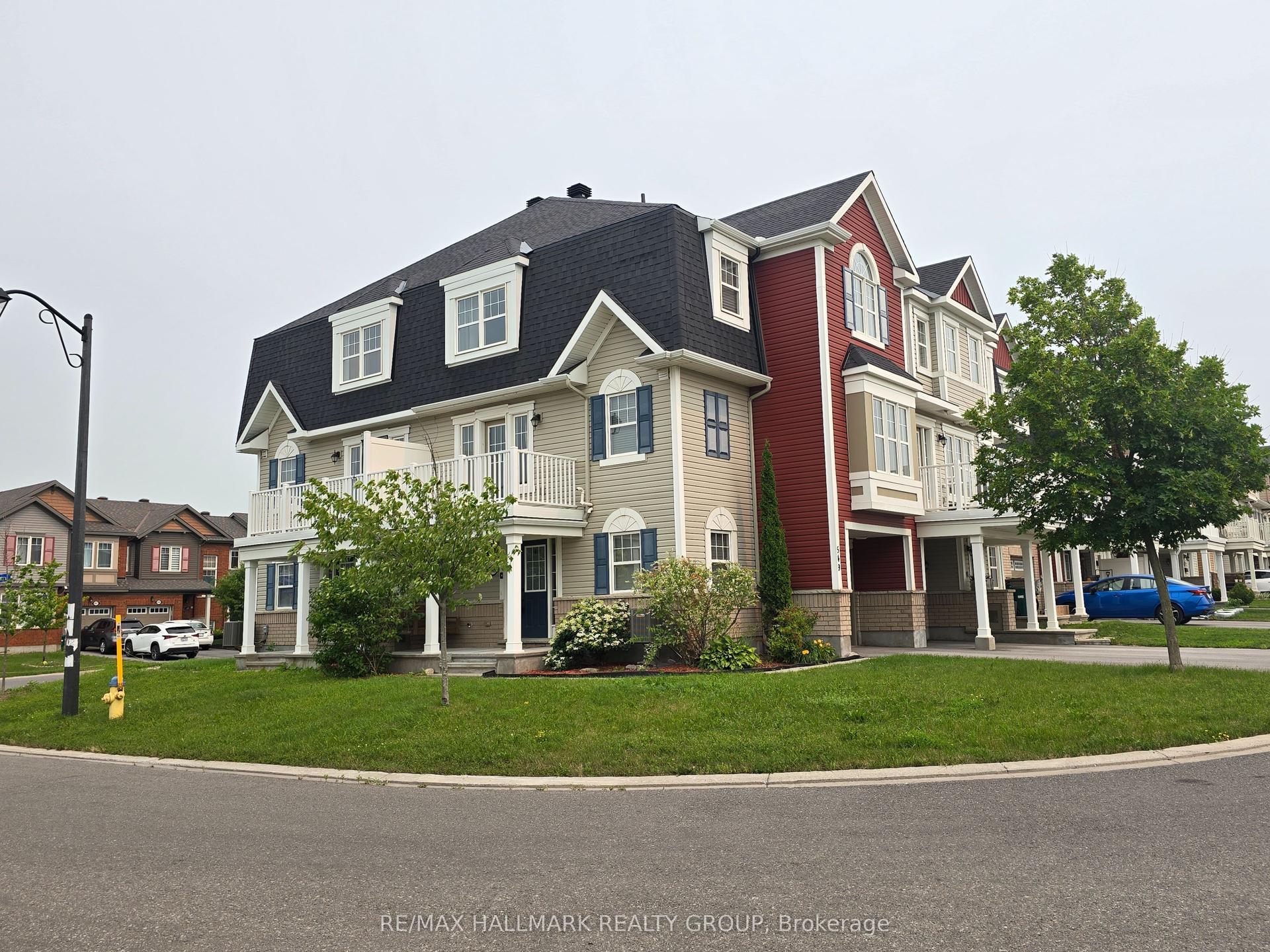 549 Ensatina Crescent, Barrhaven — Townhouse for lease, photo 1