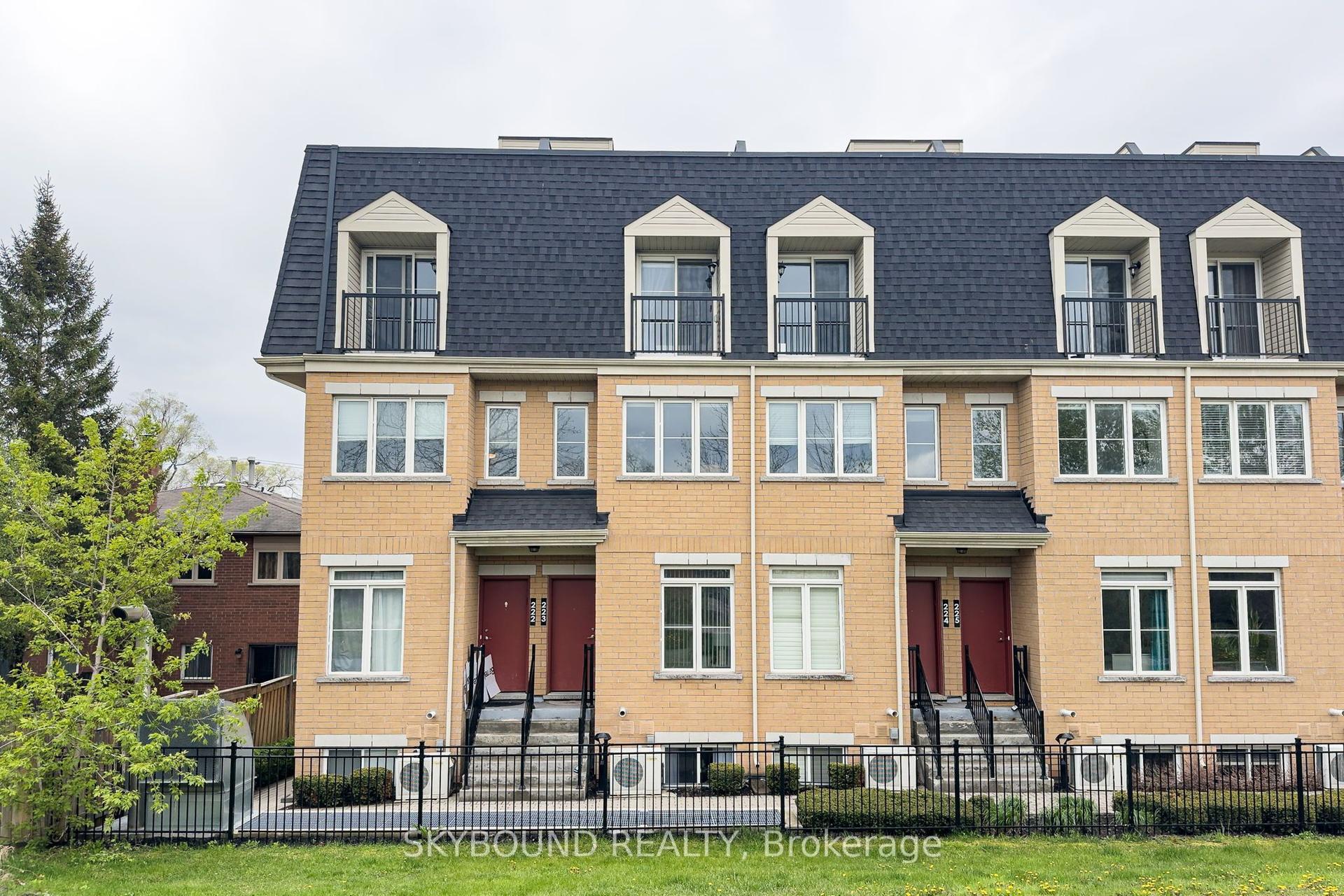380 Hopewell Avenue, Toronto — Condo Town for sale, photo 1