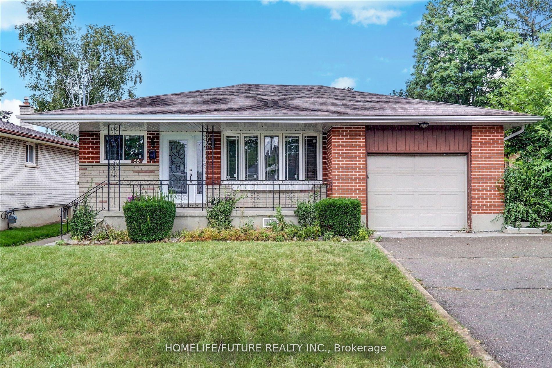 66 Valdez Court Main #Main, Oshawa — Detached for lease, photo 1