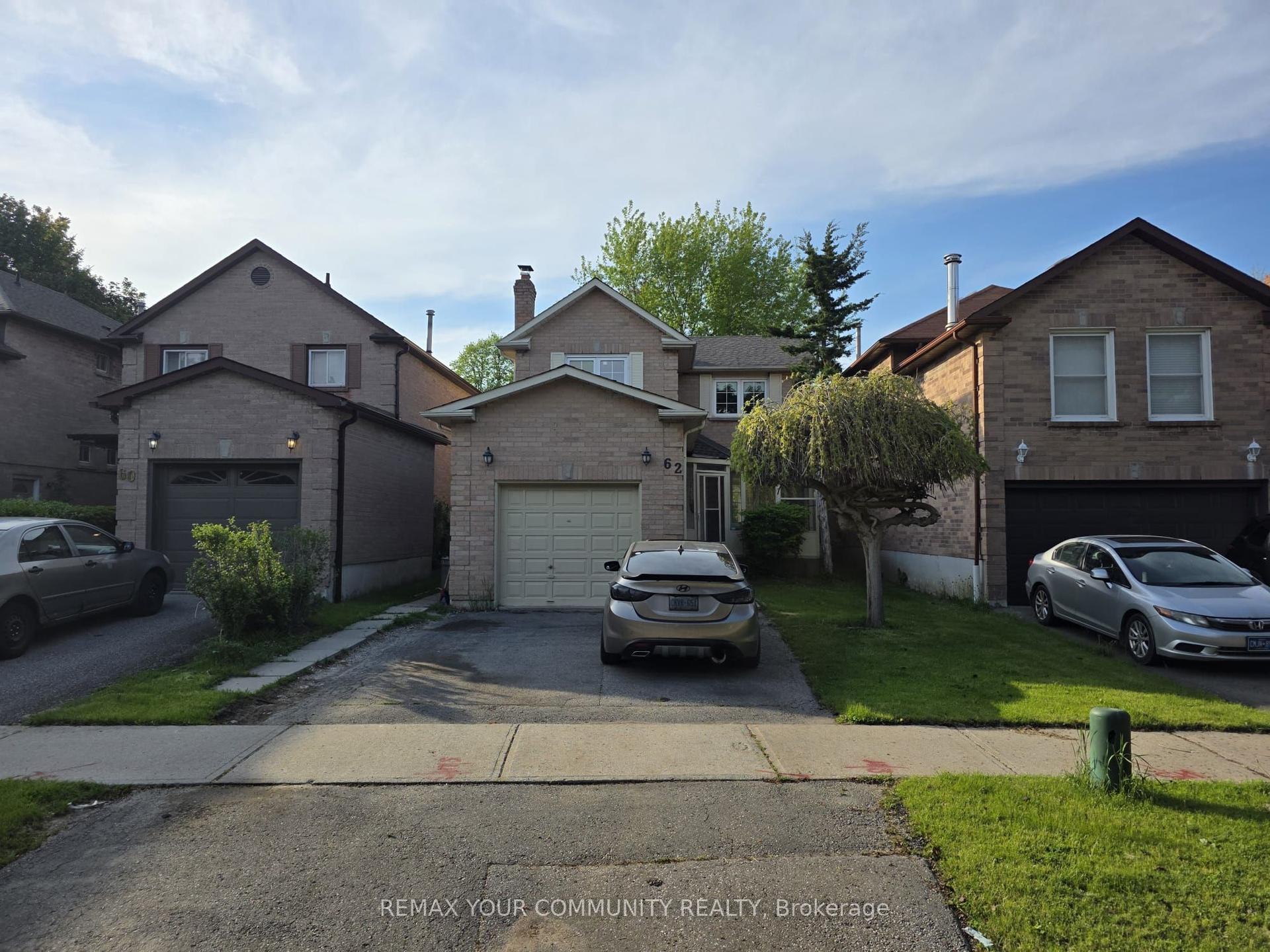 62 Deverill Crescent — photo 1