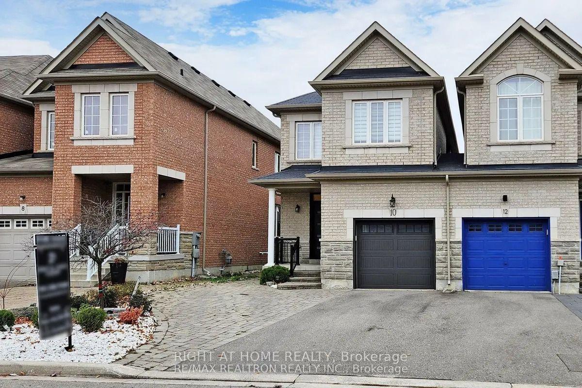 8 Napanee Street, Richmond Hill — Townhouse for lease, photo 1