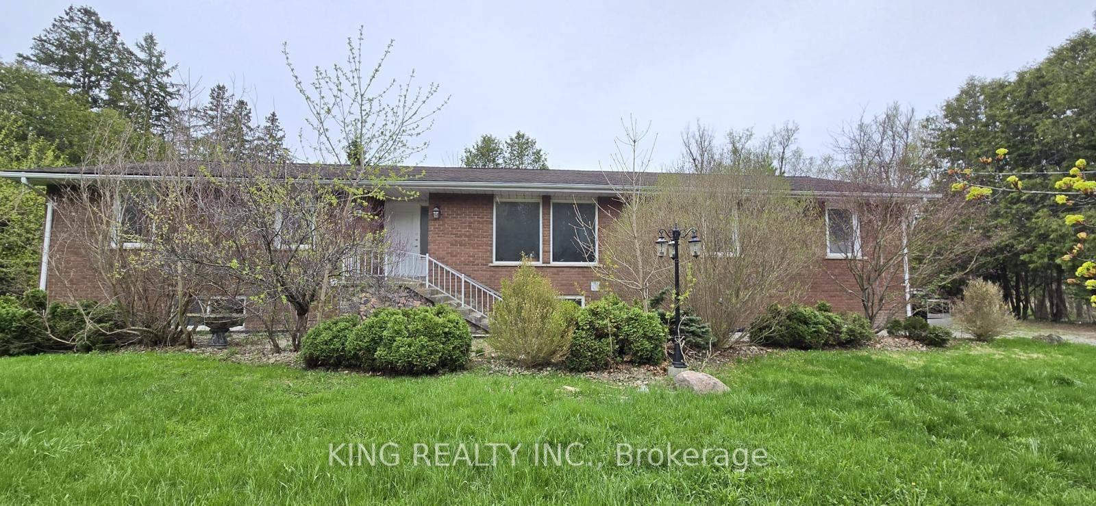 8486 Creditview Road — photo 1