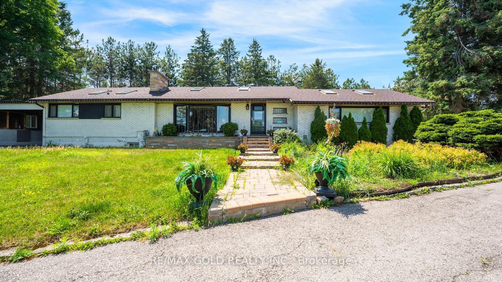 4680 Penetanguishene Road, Springwater — Detached for sale, photo 1