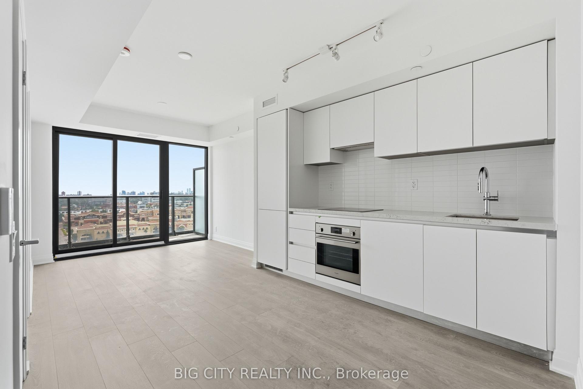 25 Frederick Todd Way 1211 #1211, Toronto — Condo for lease, photo 1