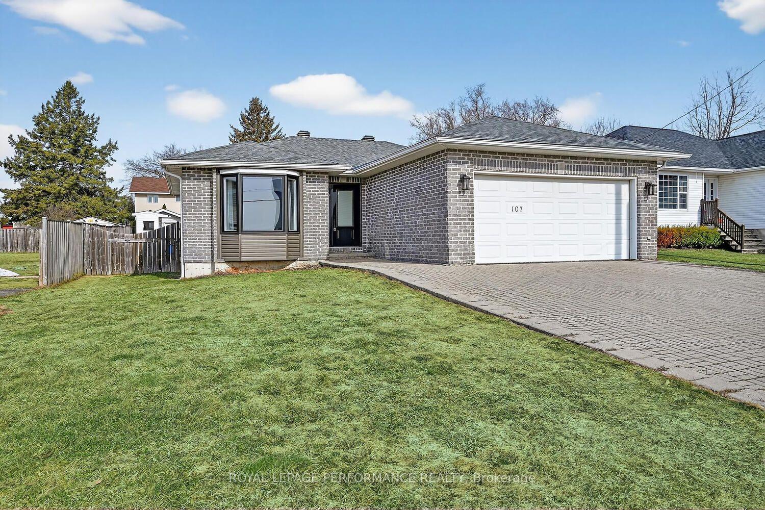 107 Lorne Street — photo 1