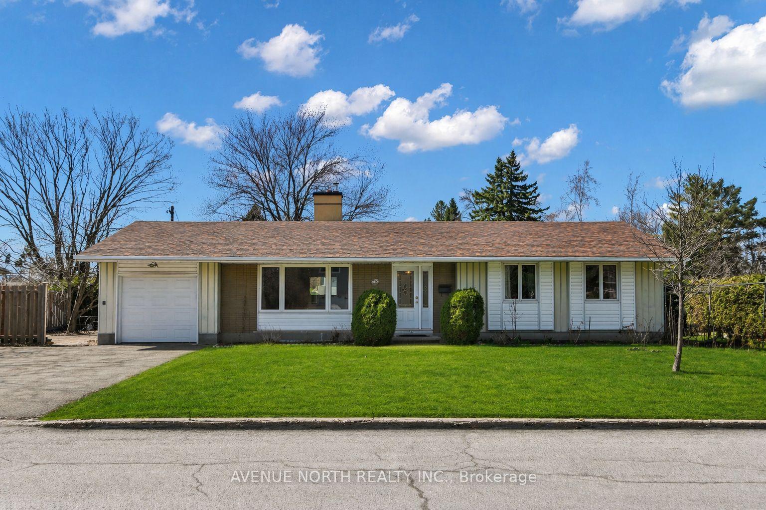 980 Wiseman Crescent — photo 1
