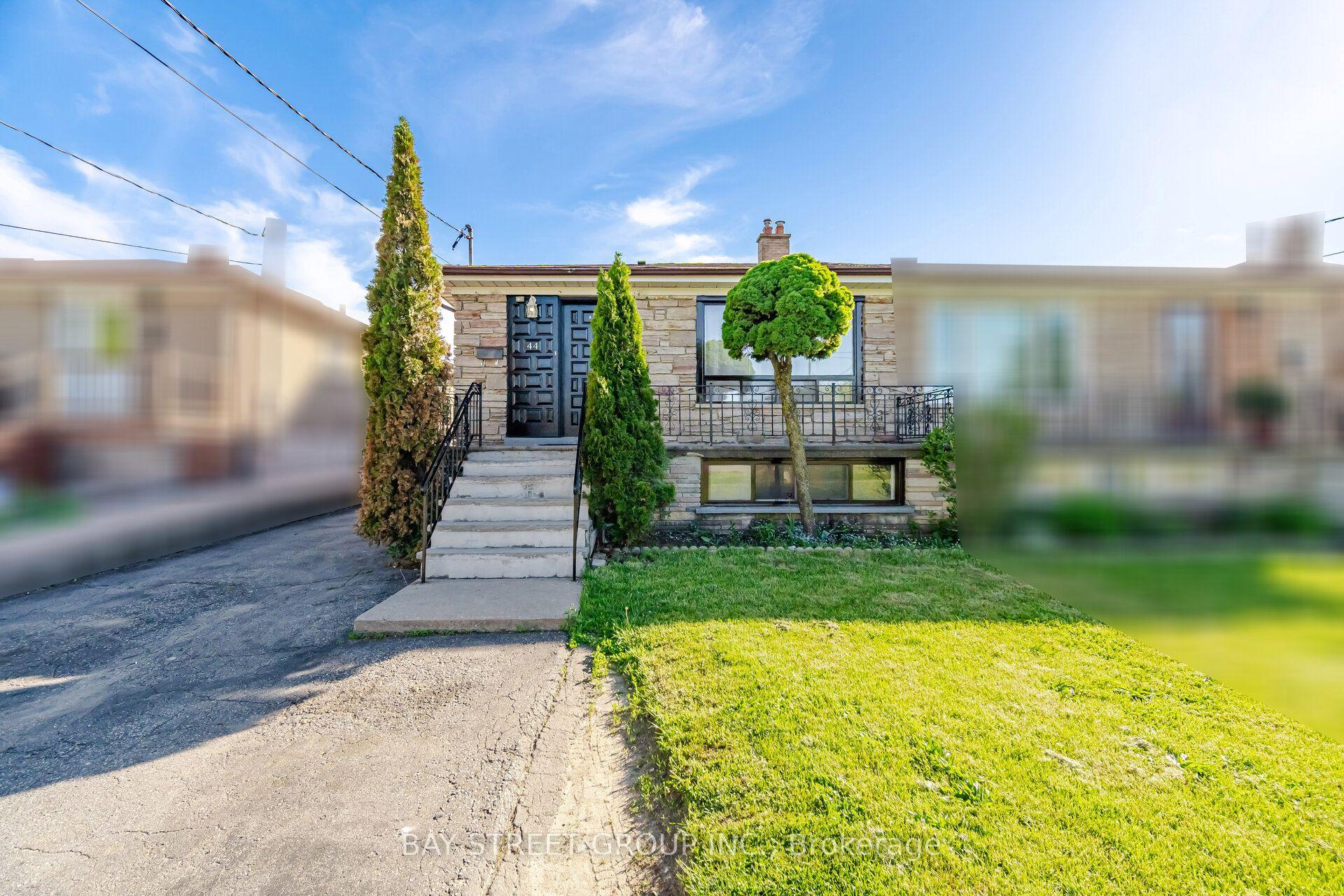 44 Duncanwoods Drive — photo 1