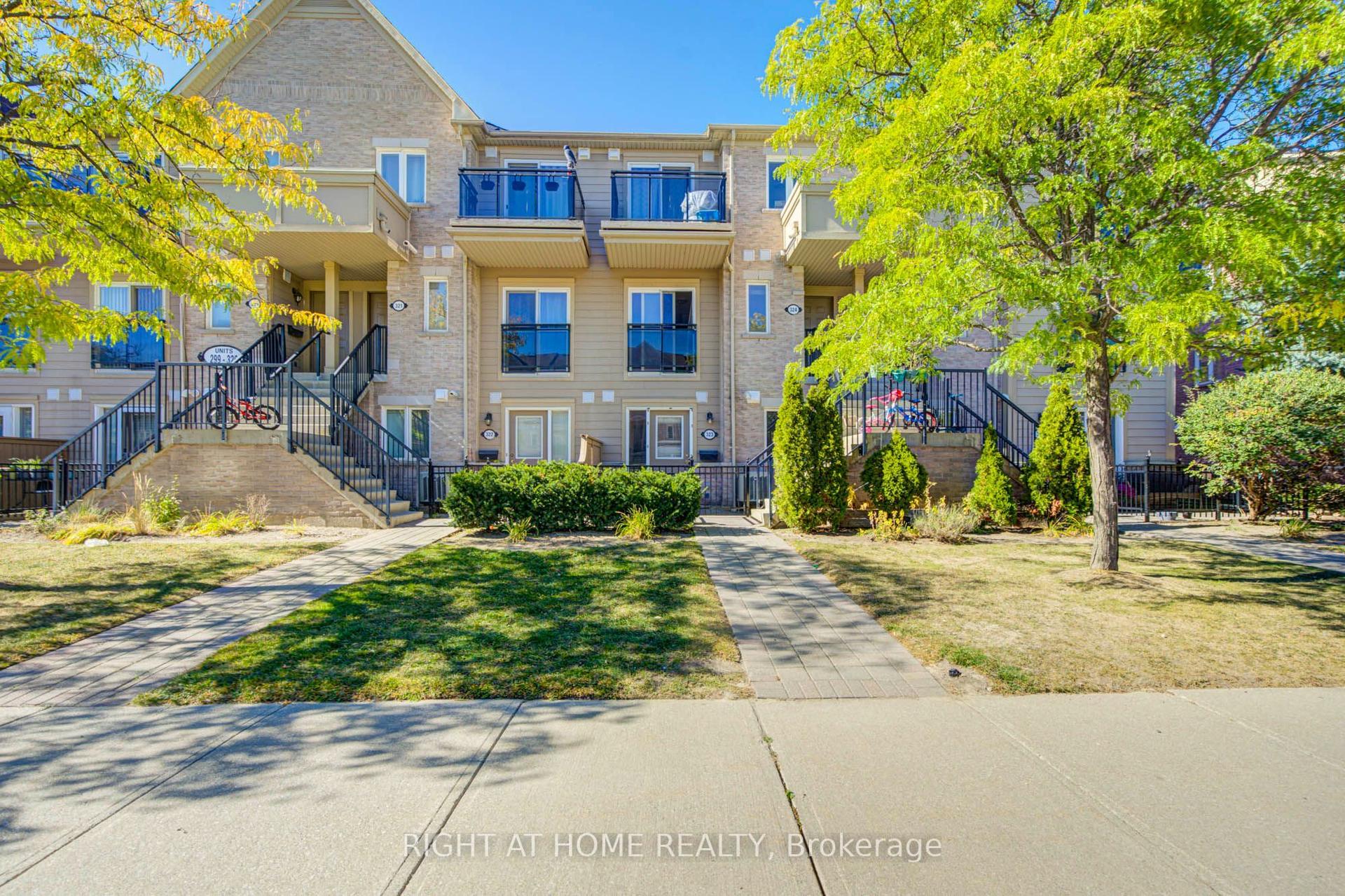 4975 Southampton Drive 323 #323, Mississauga — Condo Town for sale, photo 1