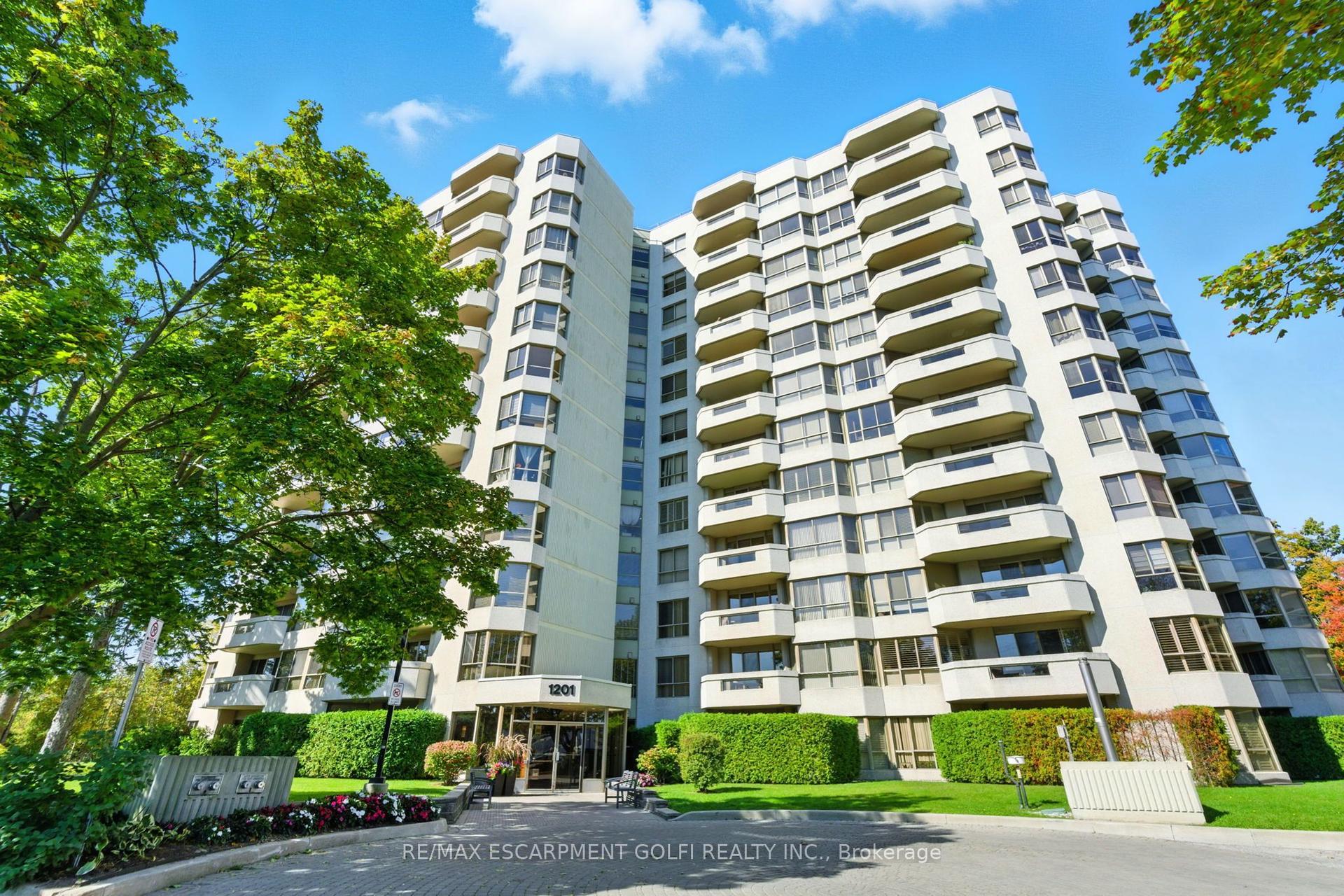 1201 North Shore Boulevard E 208 #208, Burlington — Condo for sale, photo 1