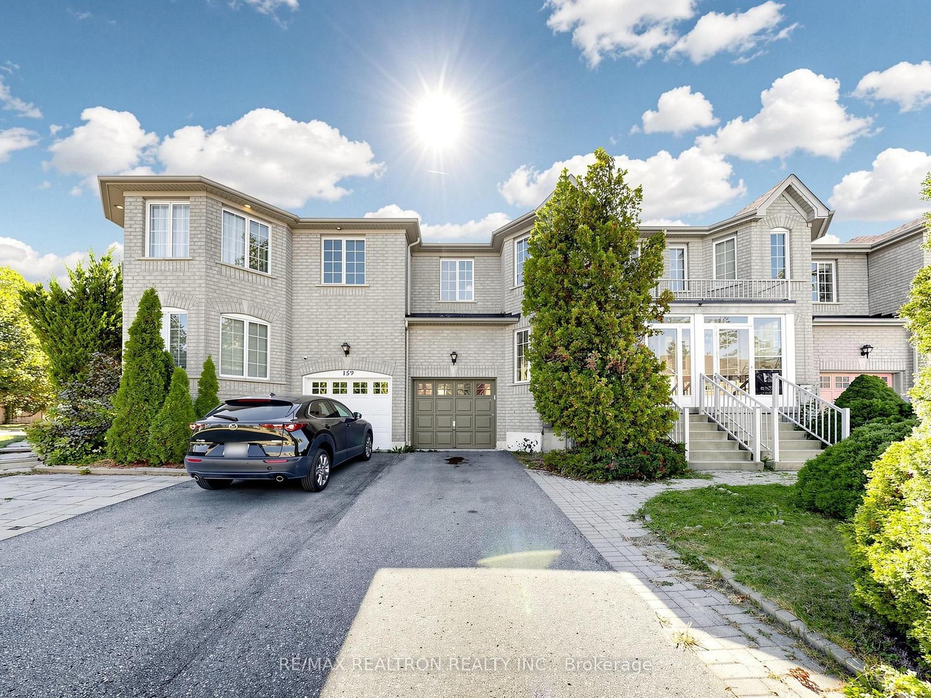 157 Nahanni Drive, Richmond Hill — Townhouse for sale, photo 1