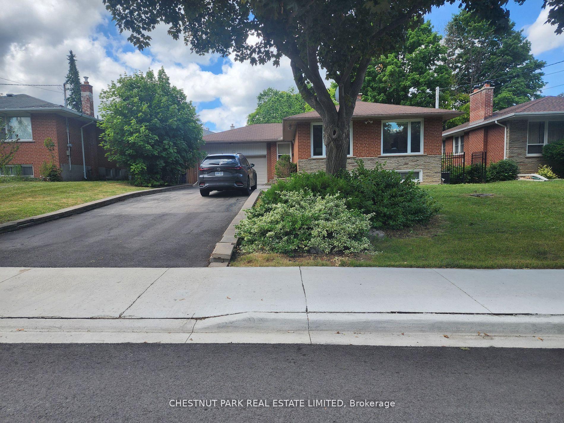 184 Burbank Drive, Toronto — Detached for lease, photo 1