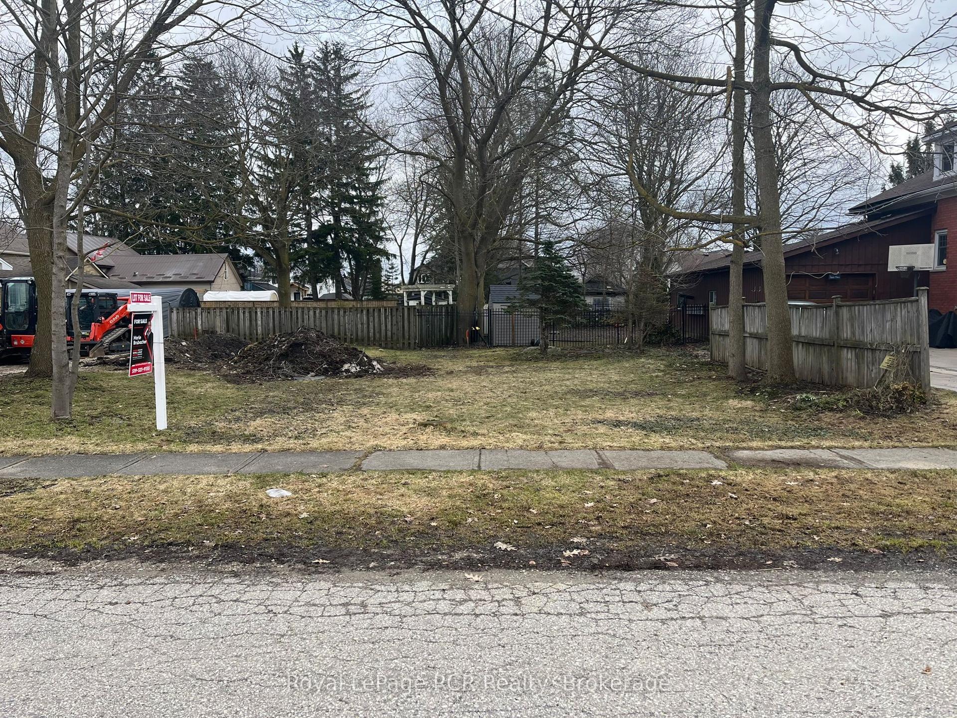240 Cumberland Street — photo 1