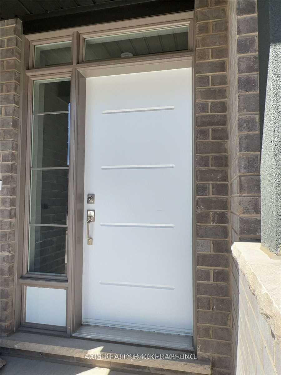 50 Steele Crescent — photo 1