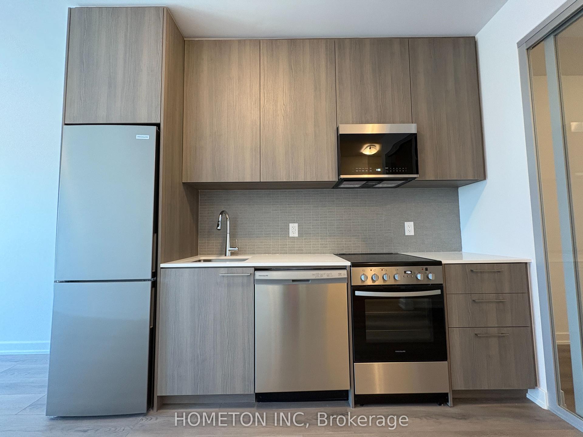 7439 Kingston Road 813 #813 — photo 1