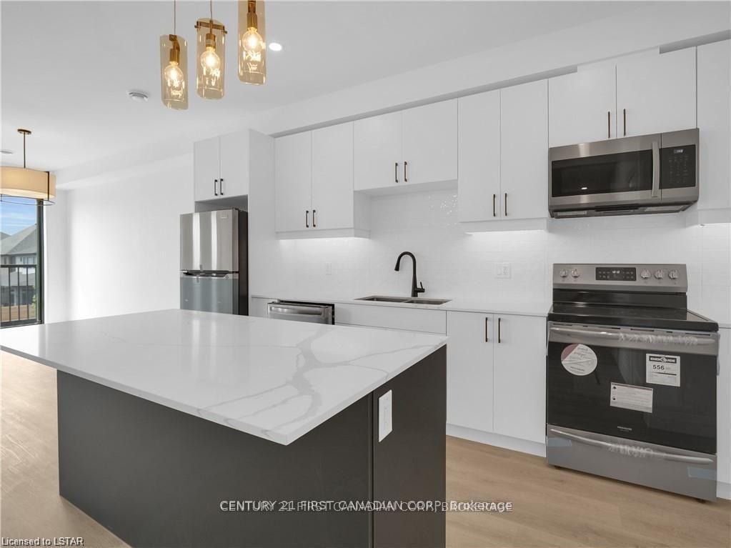 3900 Savoy Street 51 #51, London South — Condo Town for lease, photo 1