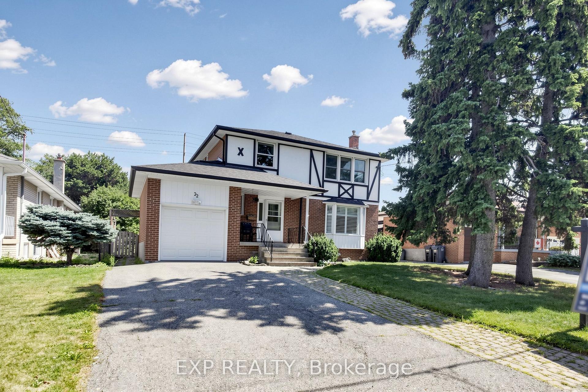22 Chestnut Avenue, Brampton — Detached for sale, photo 1