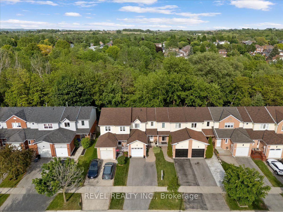 113 Galbraith Court — photo 1