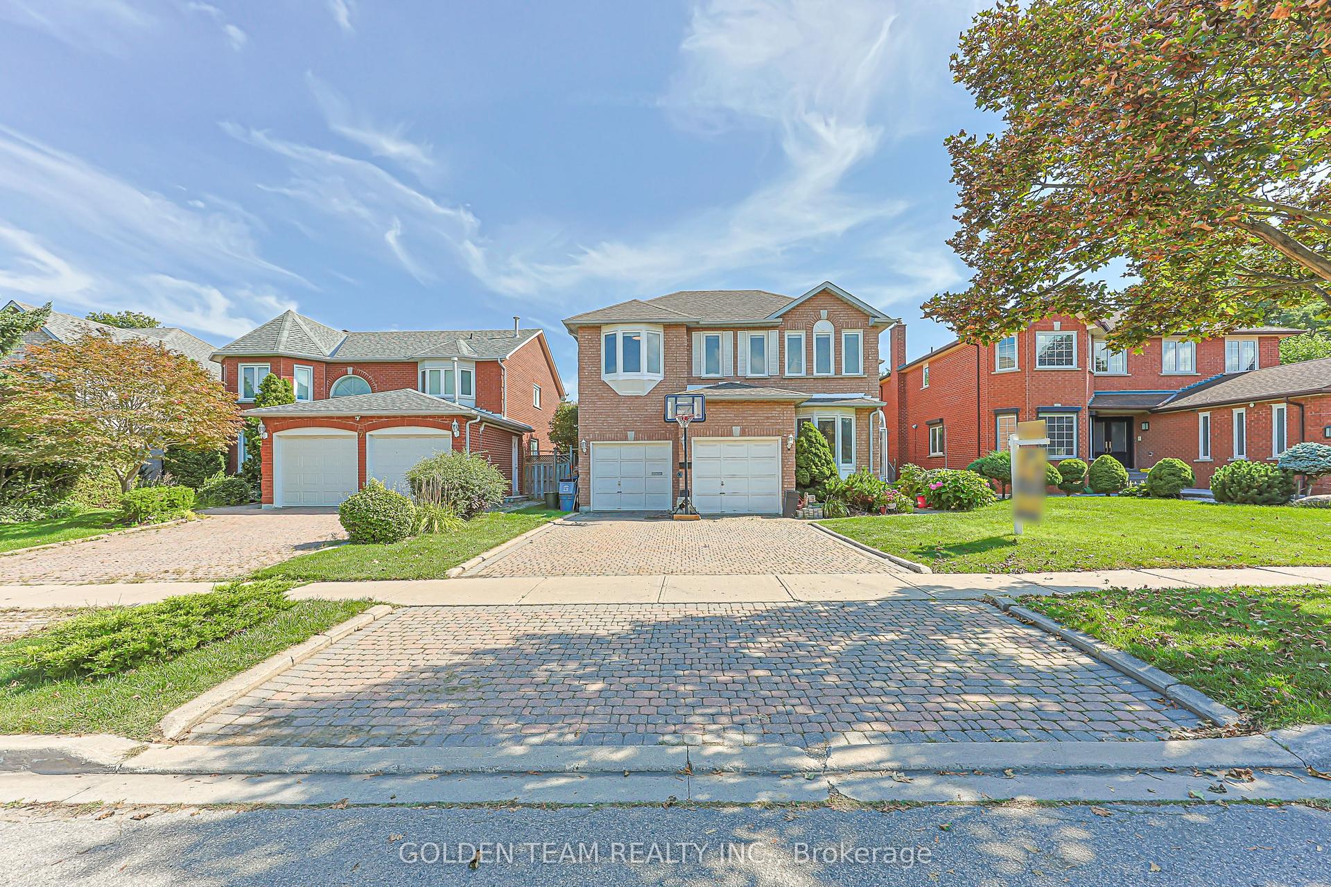 5 Jardin Hill Court, Toronto — Detached for sale, photo 1