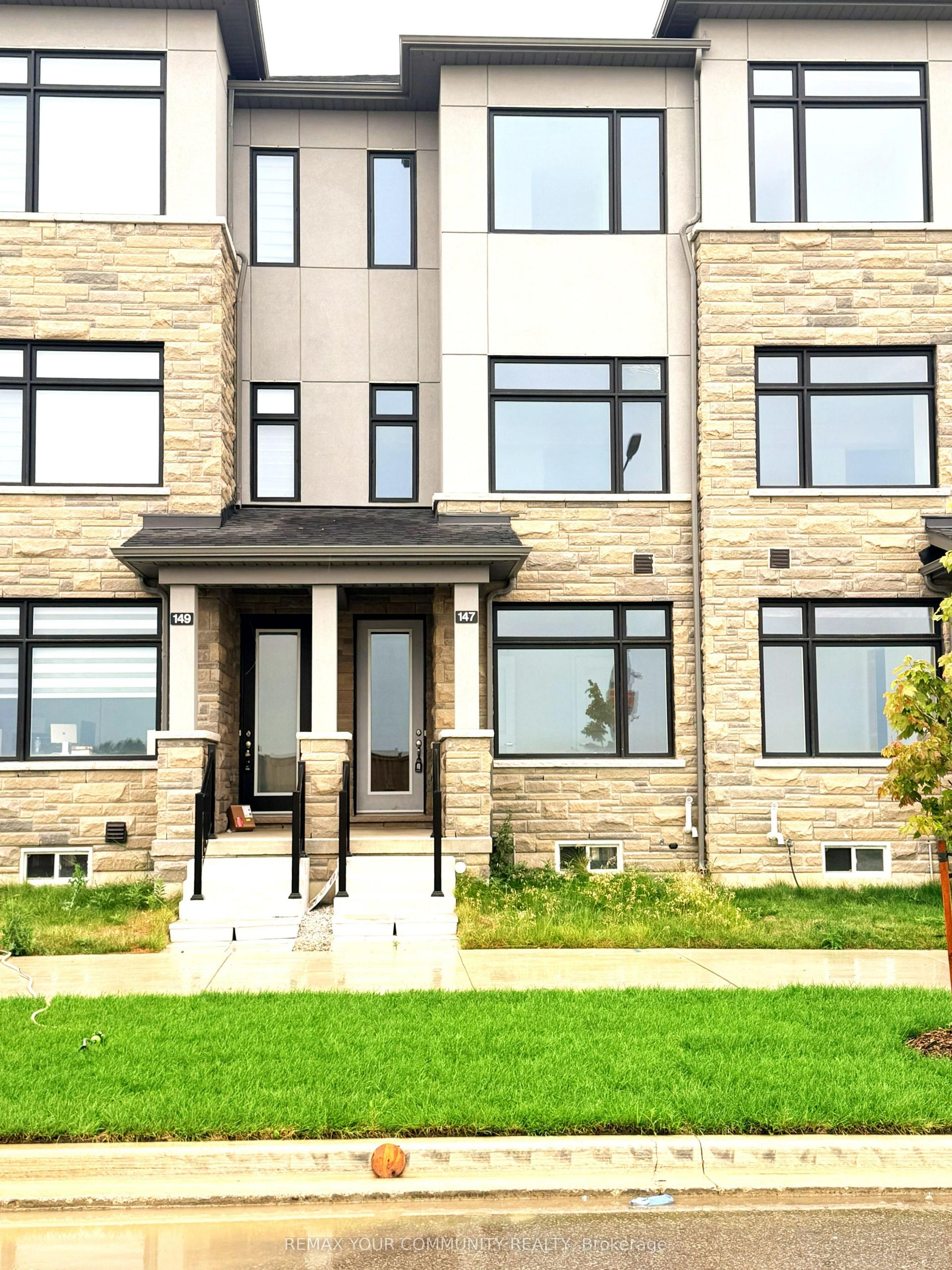 147 Berczy Green Drive, Markham — Townhouse for lease, photo 1