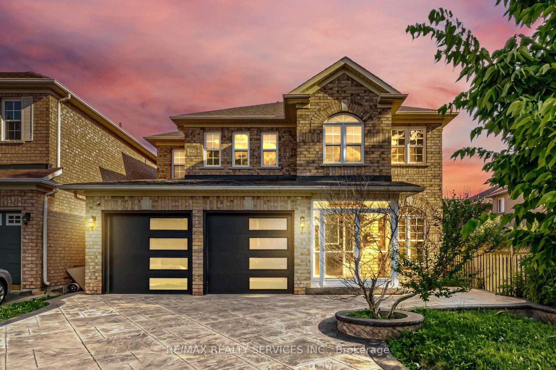 4 Sunnybrook Crescent, Brampton — Detached for sale, photo 1