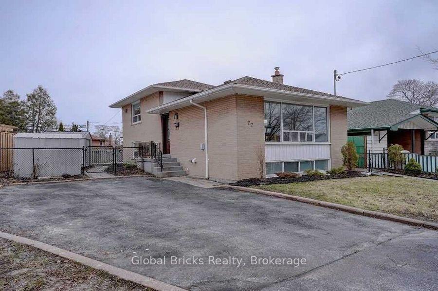 77 Milford Haven Drive E, Toronto — Detached for lease, photo 1