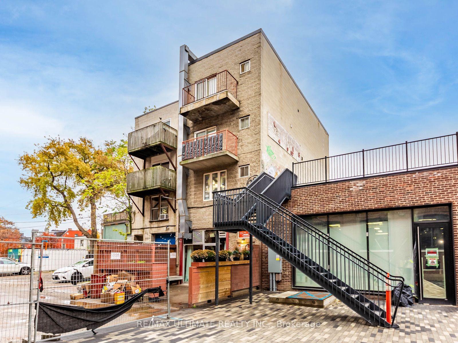 996 Queen Street E 4 #4, Toronto — Condo for lease, photo 1