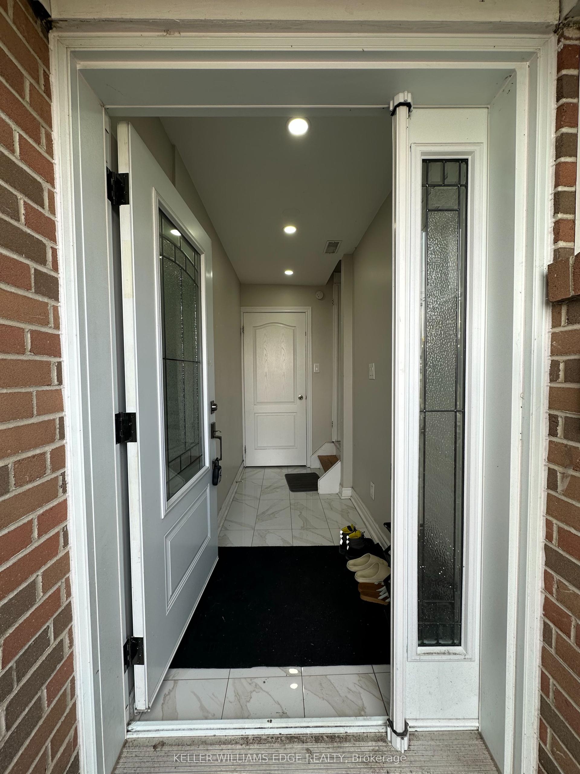 7255 Dooley Drive 56 #56, Mississauga — Condo Town for lease, photo 1