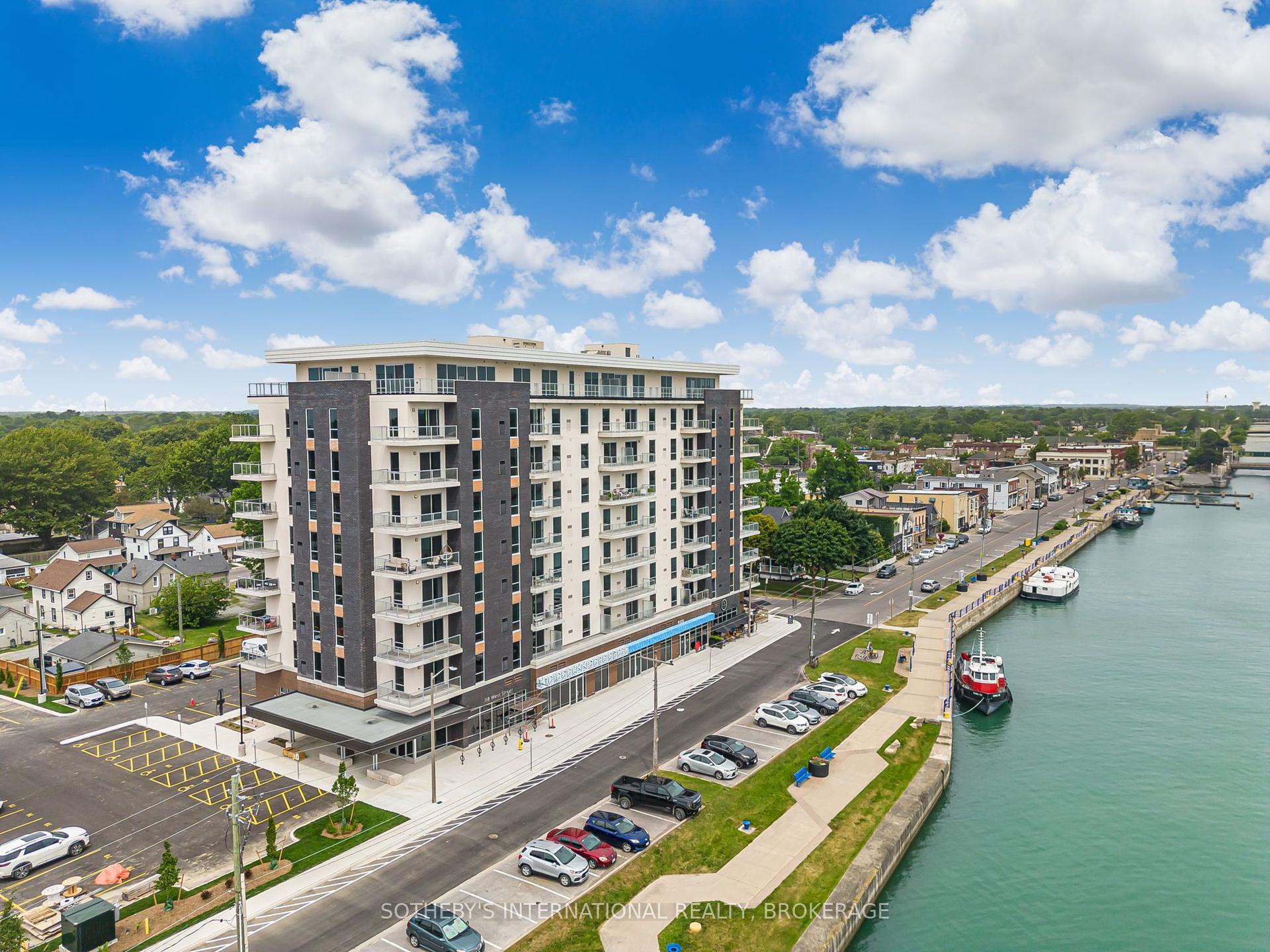 118 West Street 707 #707 — photo 1