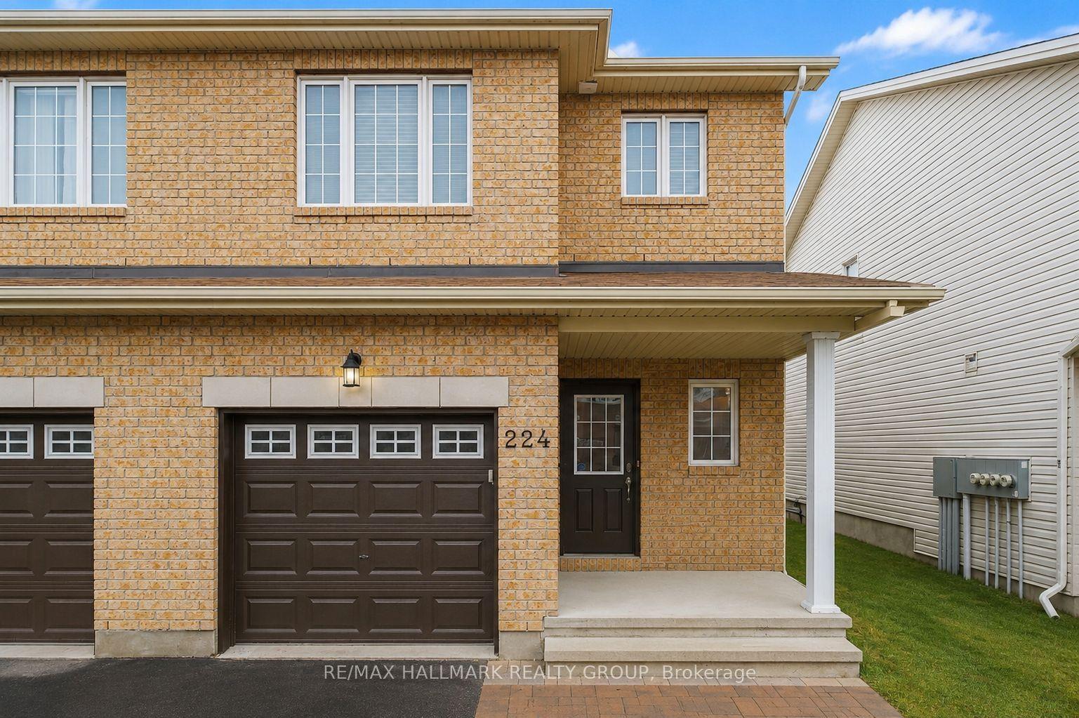 224 Lamplighters Drive — photo 1