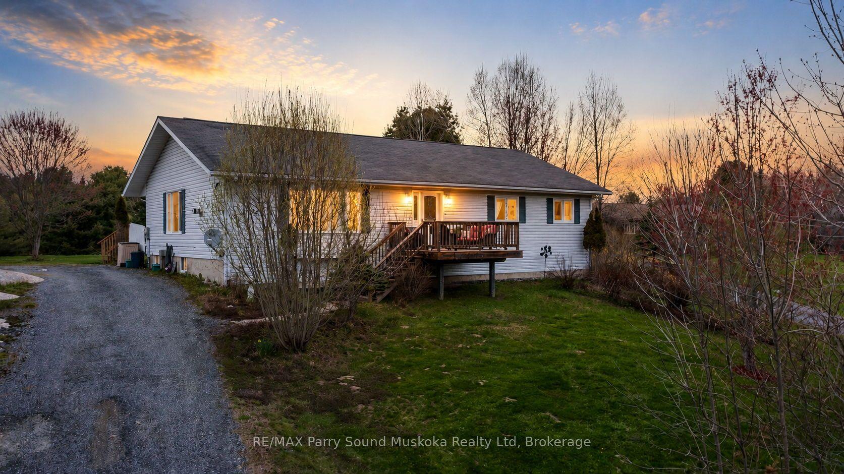 54 Pineridge Drive — photo 1