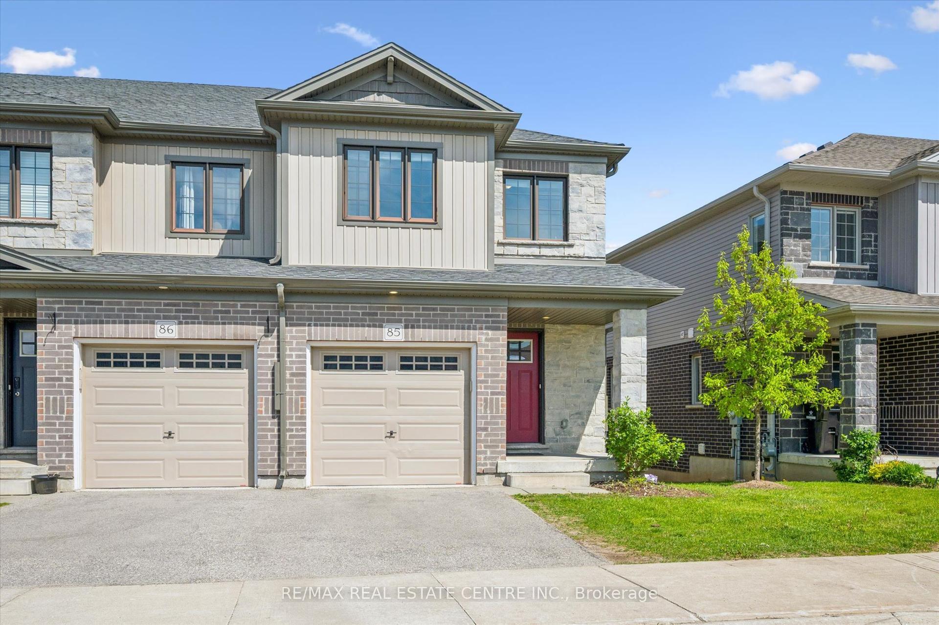135 Hardcastle Drive 85 #85, Cambridge — Townhouse for sale, photo 1